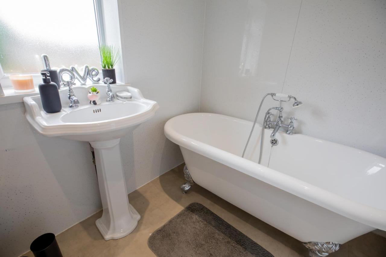 Og Stays Ii- 3Bedroom House Near Nissan & Stadium, Free Parking Sunderland  Exterior foto